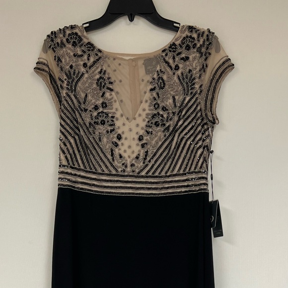 Adrianna Papell embellished, mermaid  illusion V-neck long gown - Picture 12 of 12